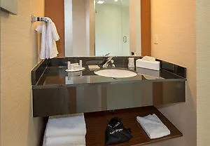 Fairfield Inn & Suites New York Manhattan/Downtown East 3*,