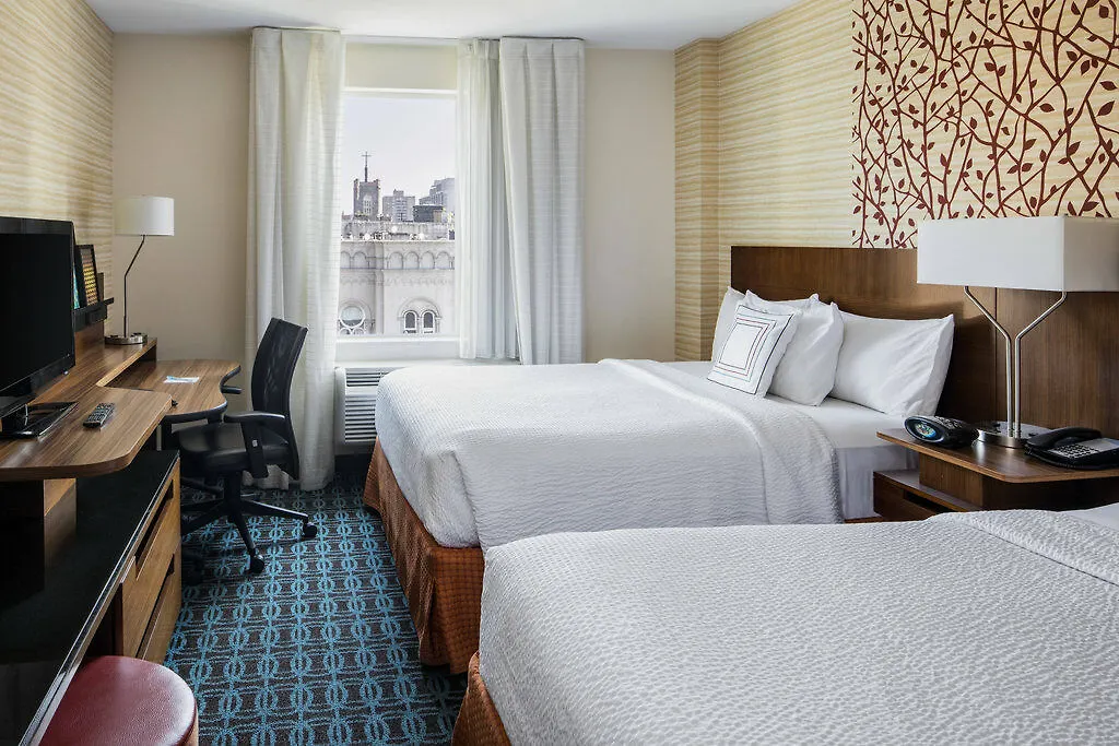 Fairfield Inn & Suites New York Manhattan/Downtown East 3*,