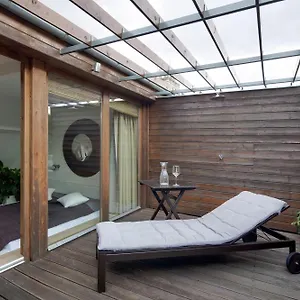 https://holeckova-apartments-prague.praguehotelsweb.com